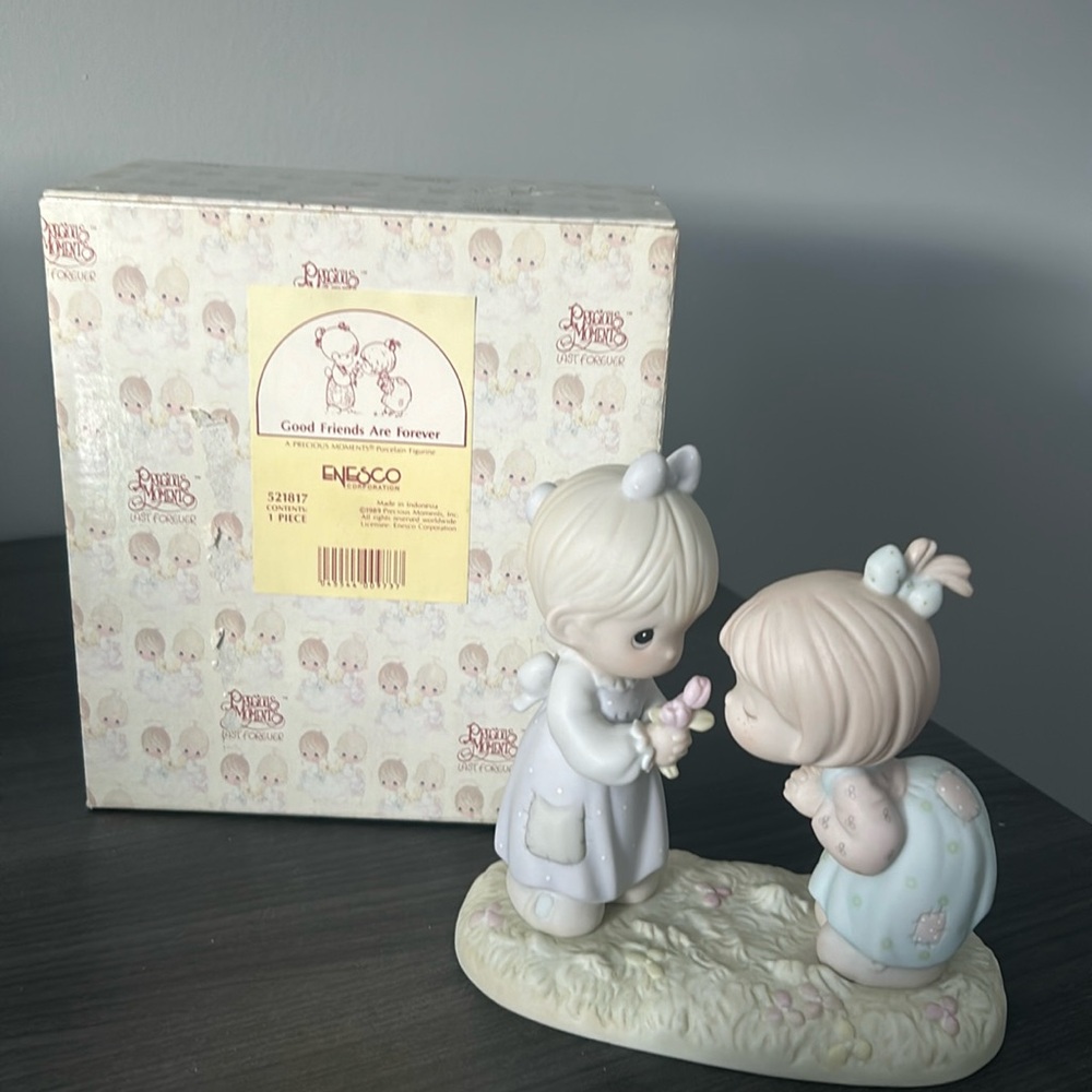 Precious moment with box 521817